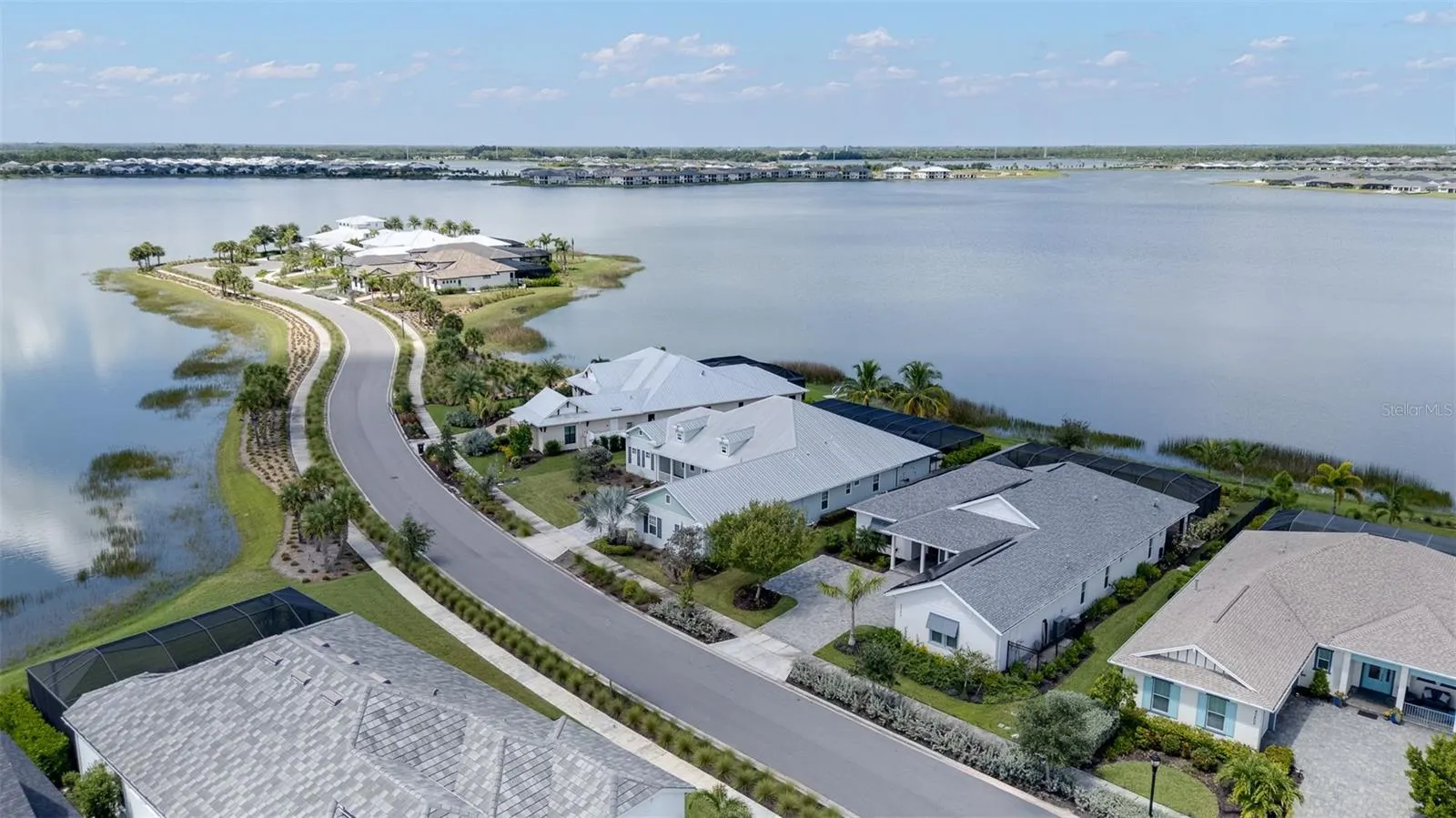 43394 WATERSIDE TRL