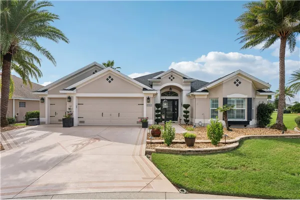 2304 FRINGE TREE TRL