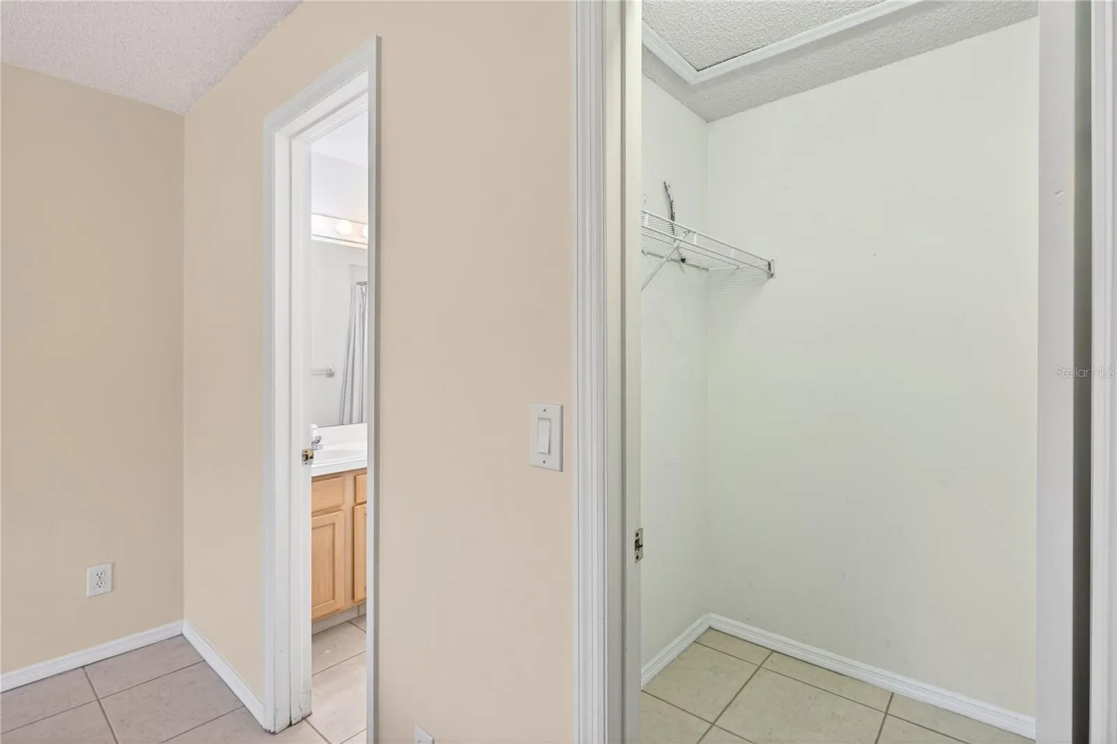 13917 TIMBERLAND DR #201 #201