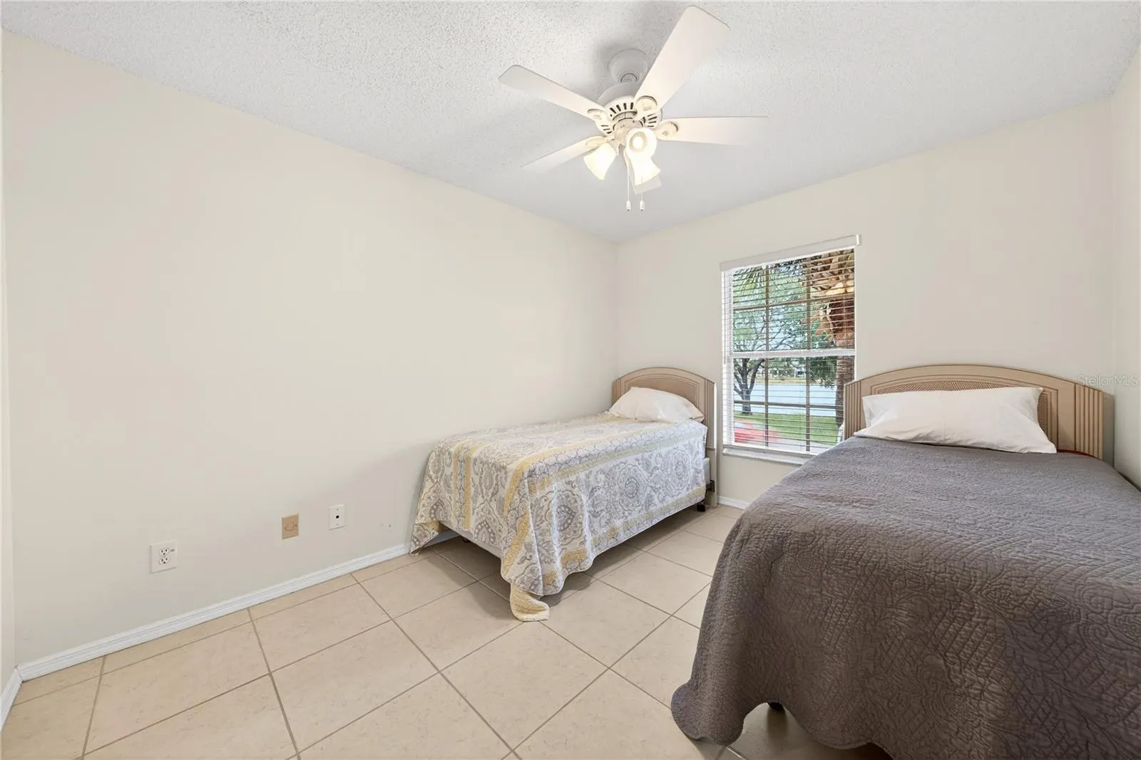 13917 TIMBERLAND DR #201 #201
