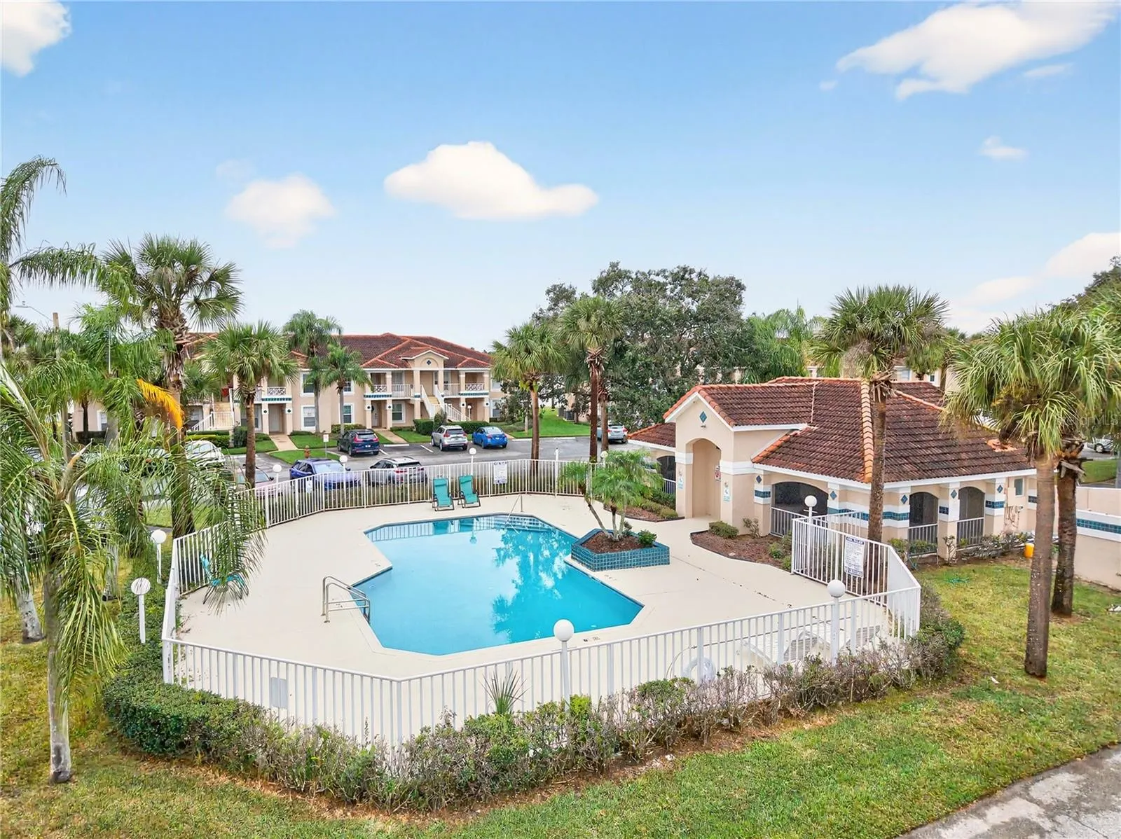 13917 TIMBERLAND DR #201 #201