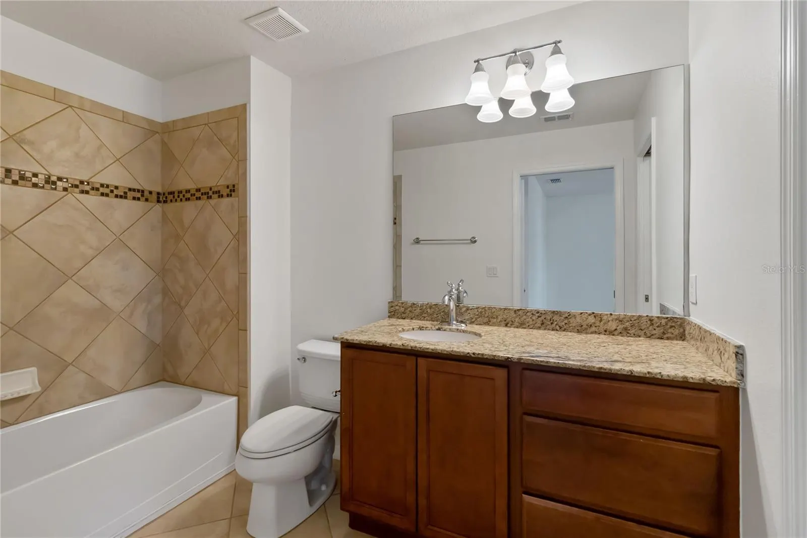 8681 LOWER VILLAGEWALK CIR