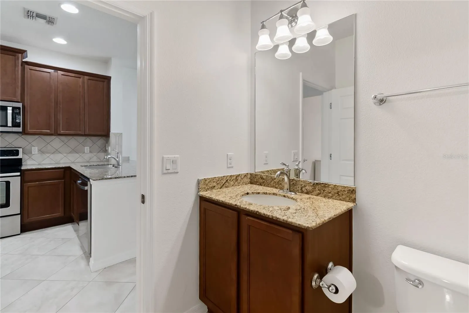 8681 LOWER VILLAGEWALK CIR