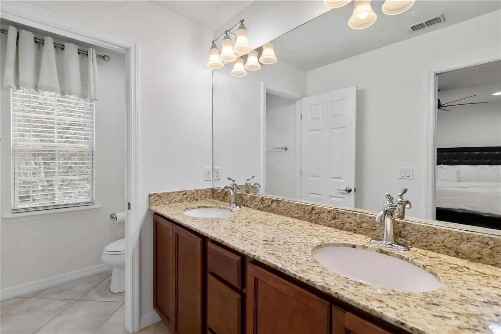 8681 LOWER VILLAGEWALK CIR