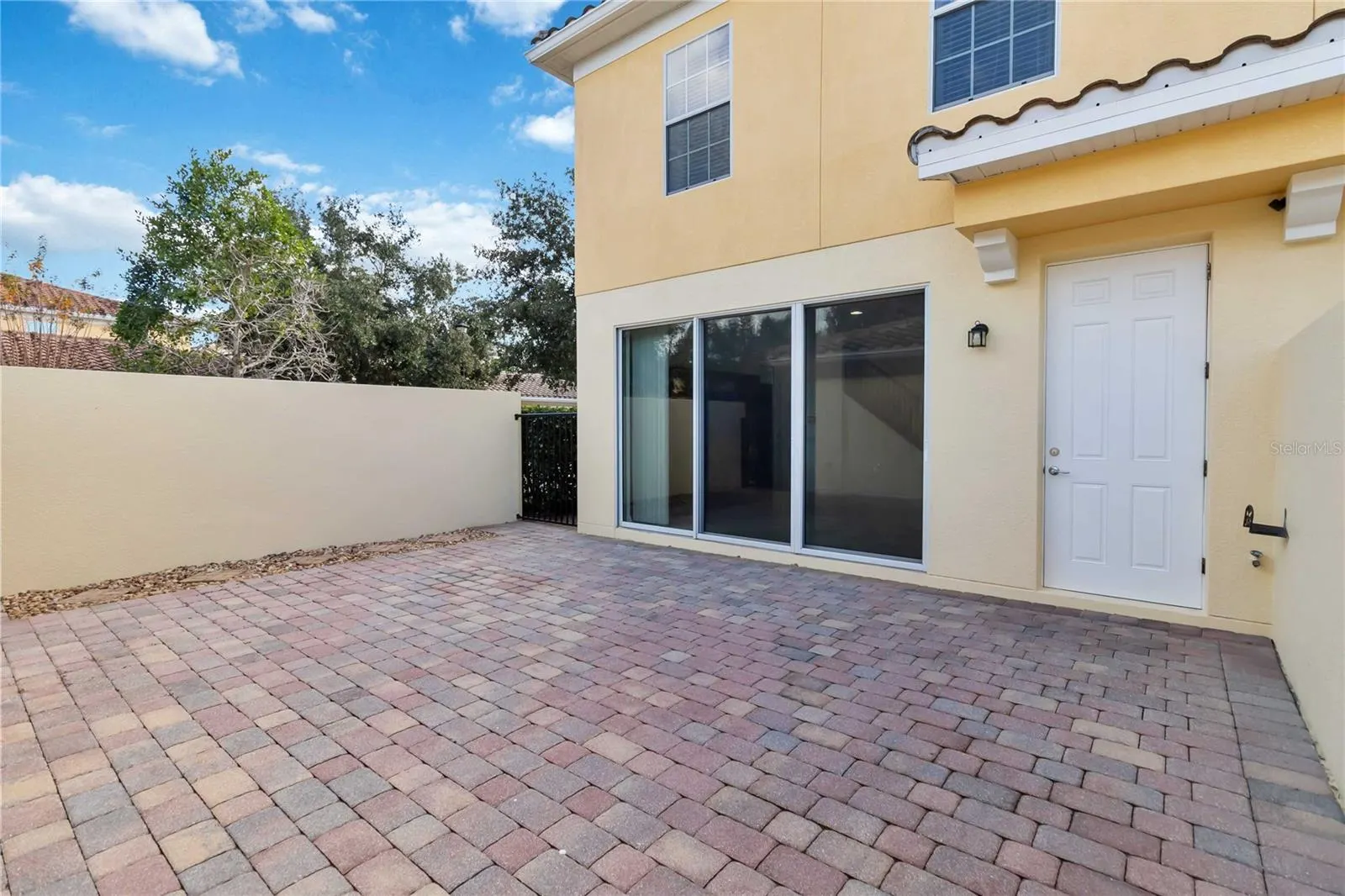 8681 LOWER VILLAGEWALK CIR