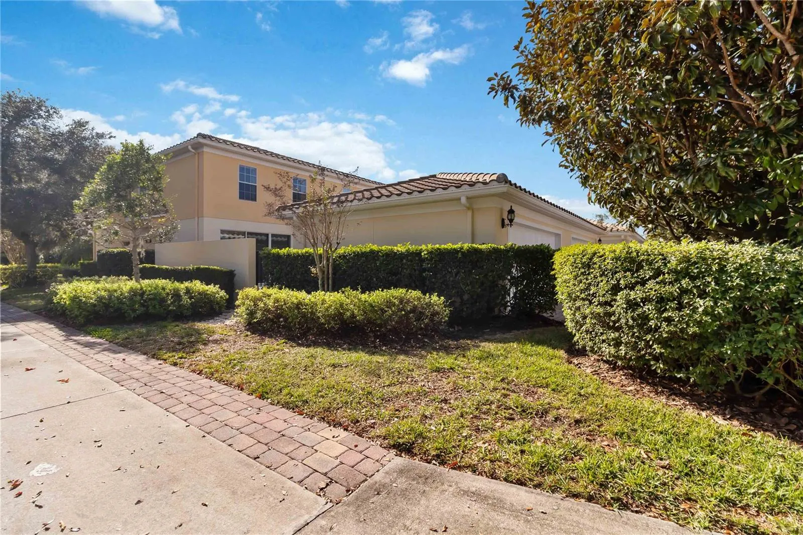 8681 LOWER VILLAGEWALK CIR