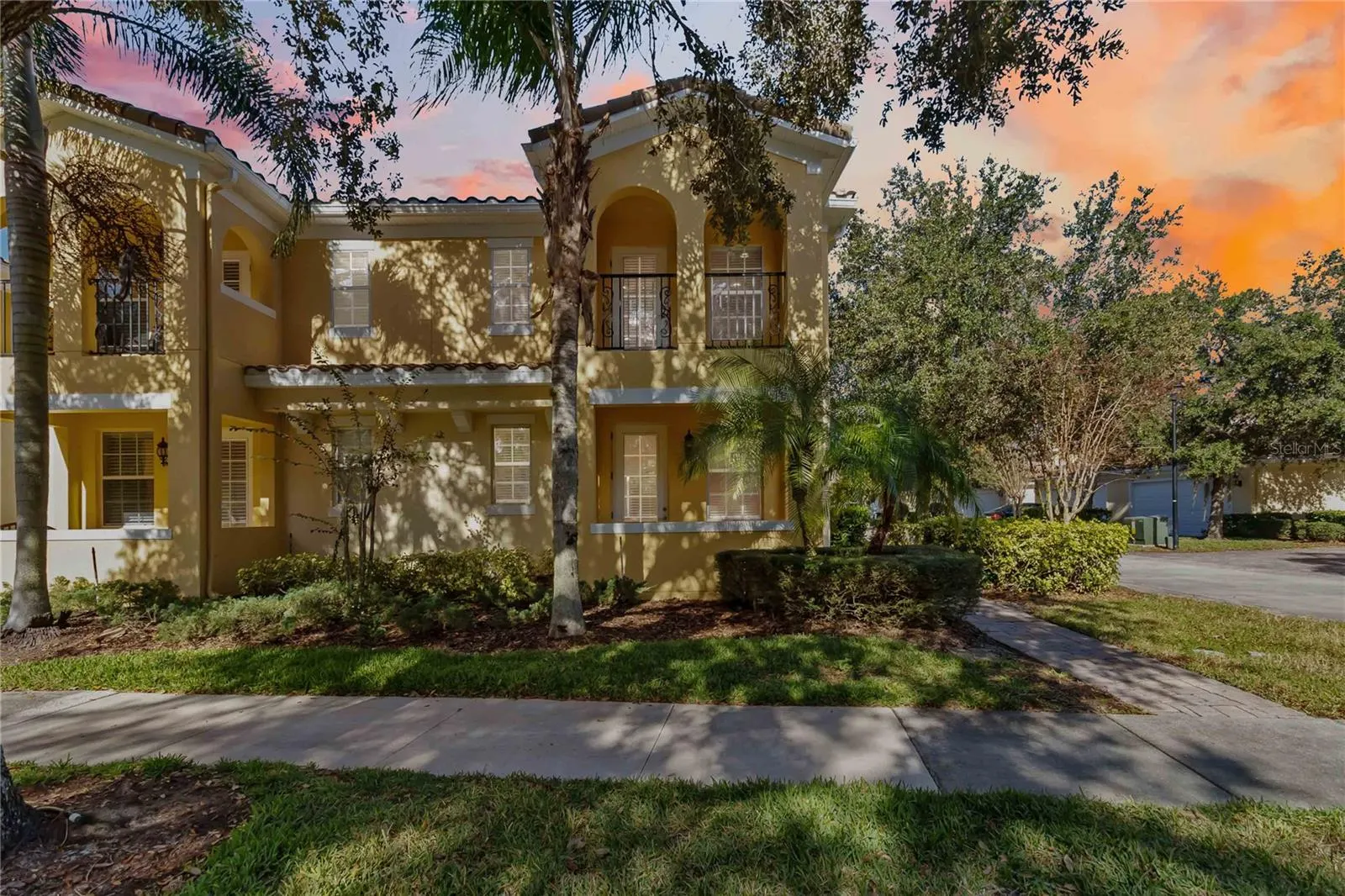 8681 LOWER VILLAGEWALK CIR