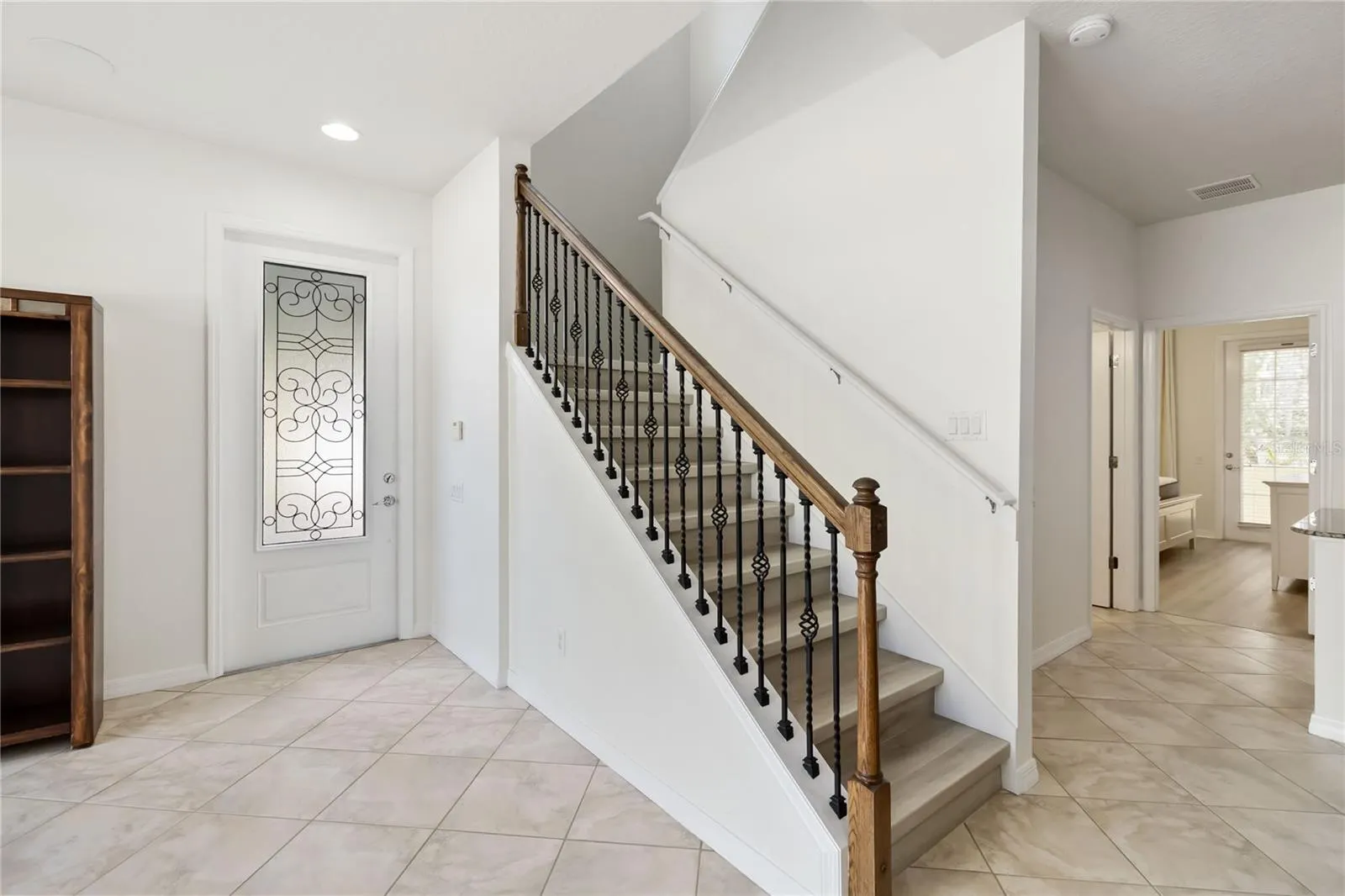 8681 LOWER VILLAGEWALK CIR