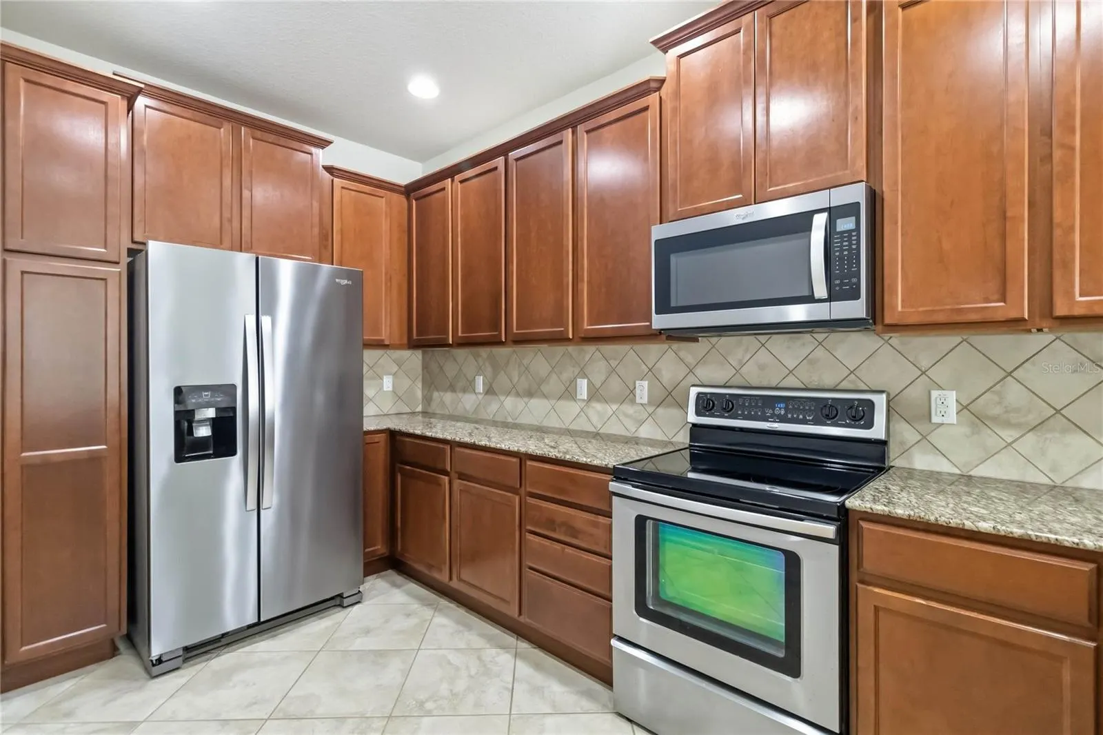 8681 LOWER VILLAGEWALK CIR