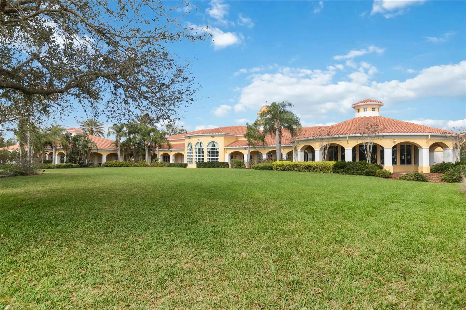 8681 LOWER VILLAGEWALK CIR