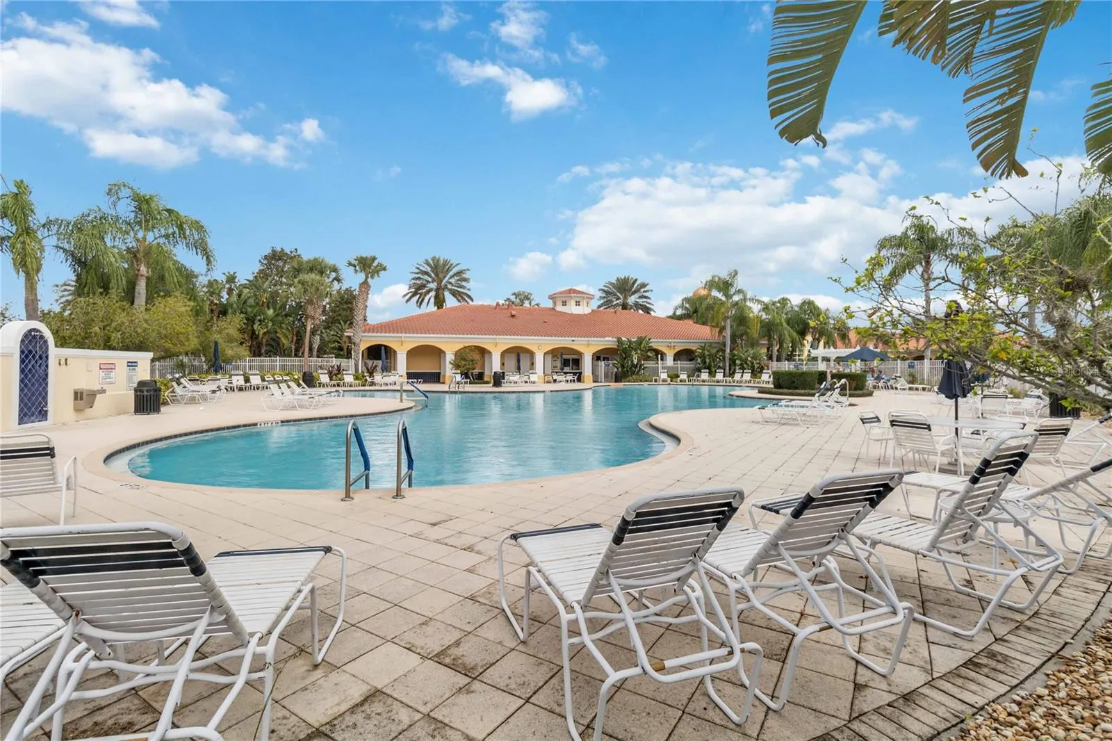 8681 LOWER VILLAGEWALK CIR