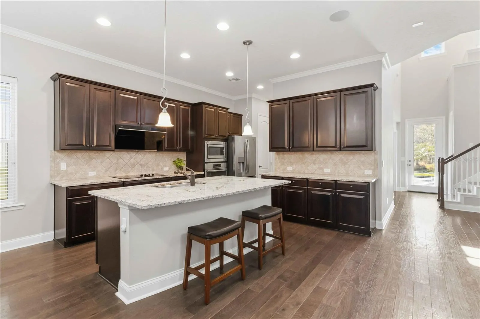 8905 LAUREATE BLVD