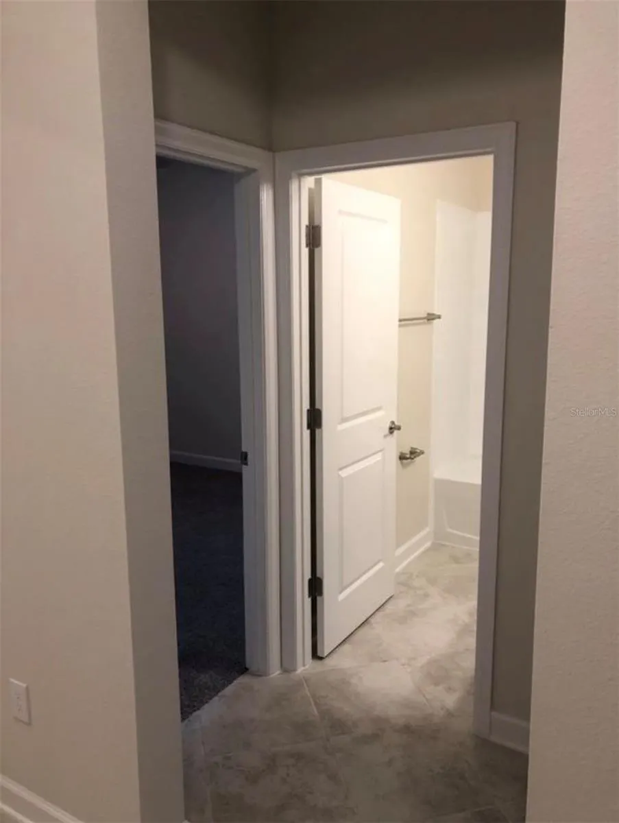 10229 LOVEGRASS LN
