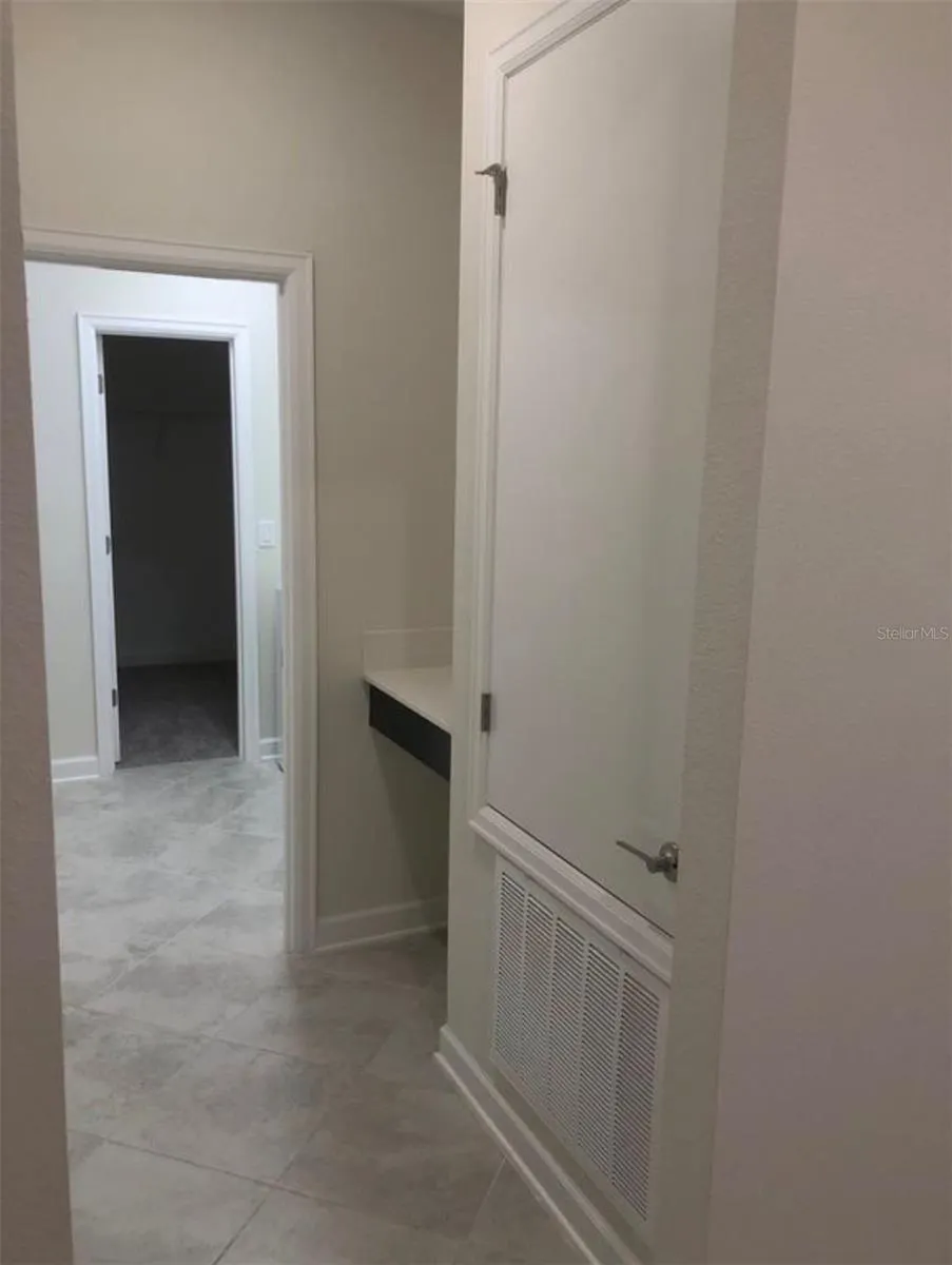 10229 LOVEGRASS LN