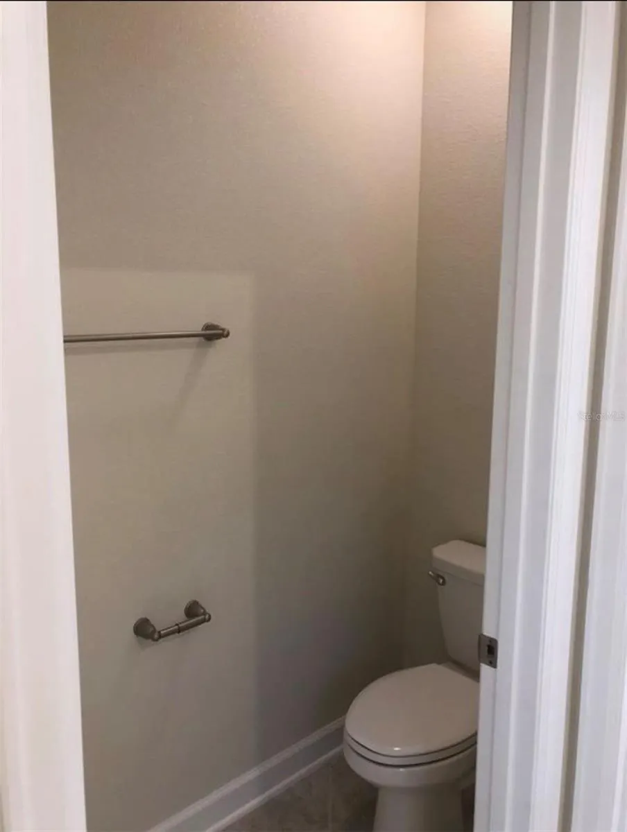 10229 LOVEGRASS LN