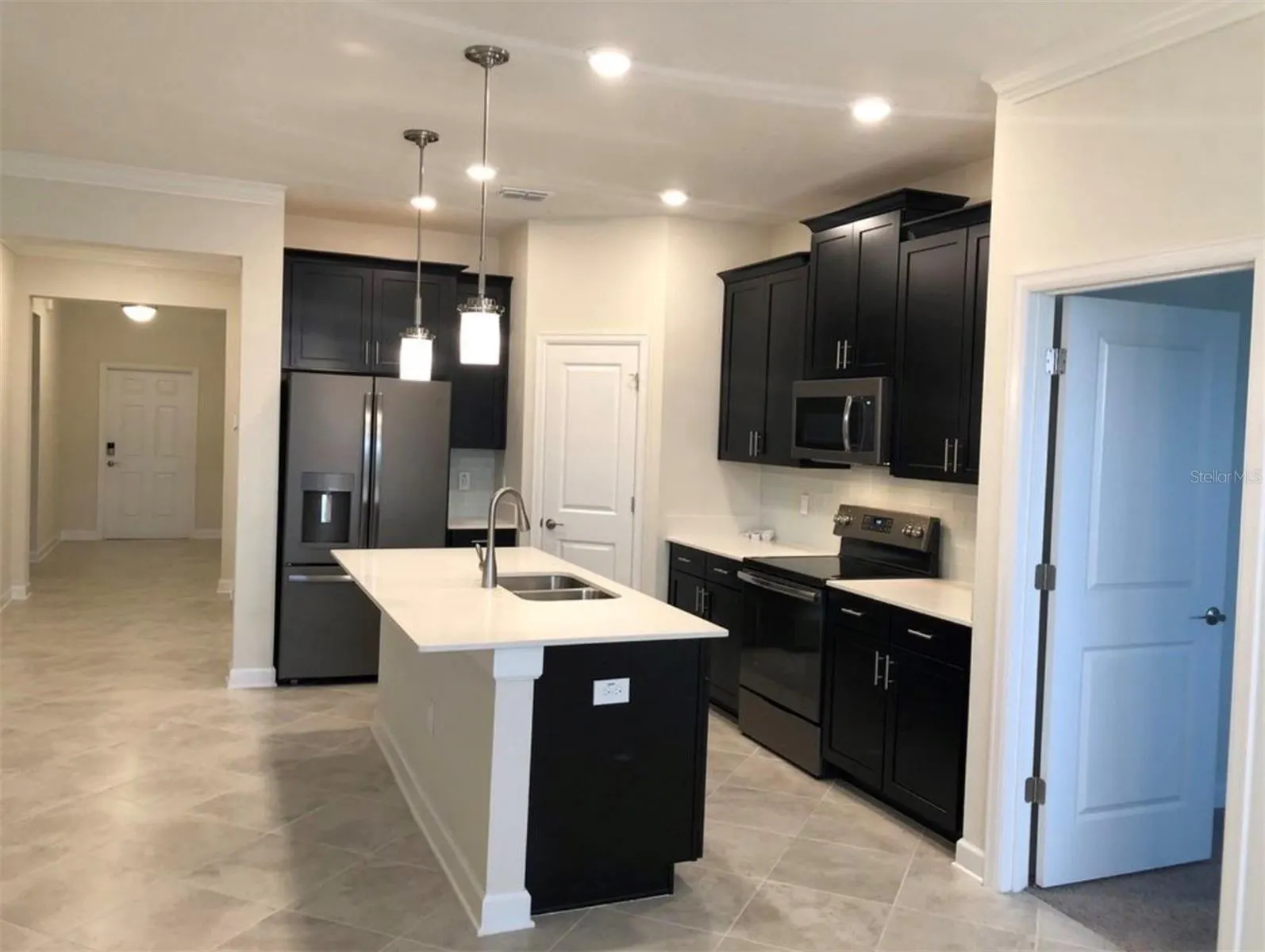 10229 LOVEGRASS LN