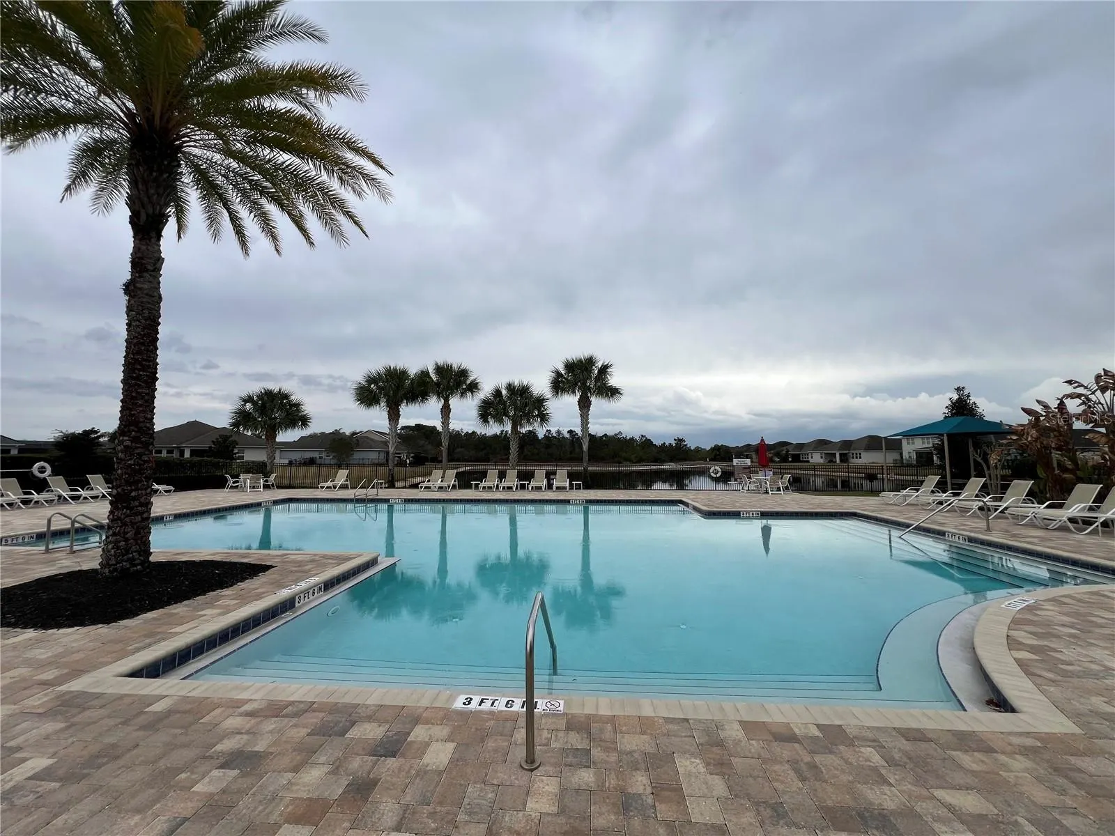 10229 LOVEGRASS LN