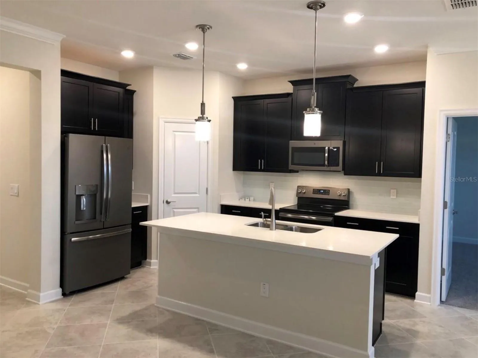 10229 LOVEGRASS LN