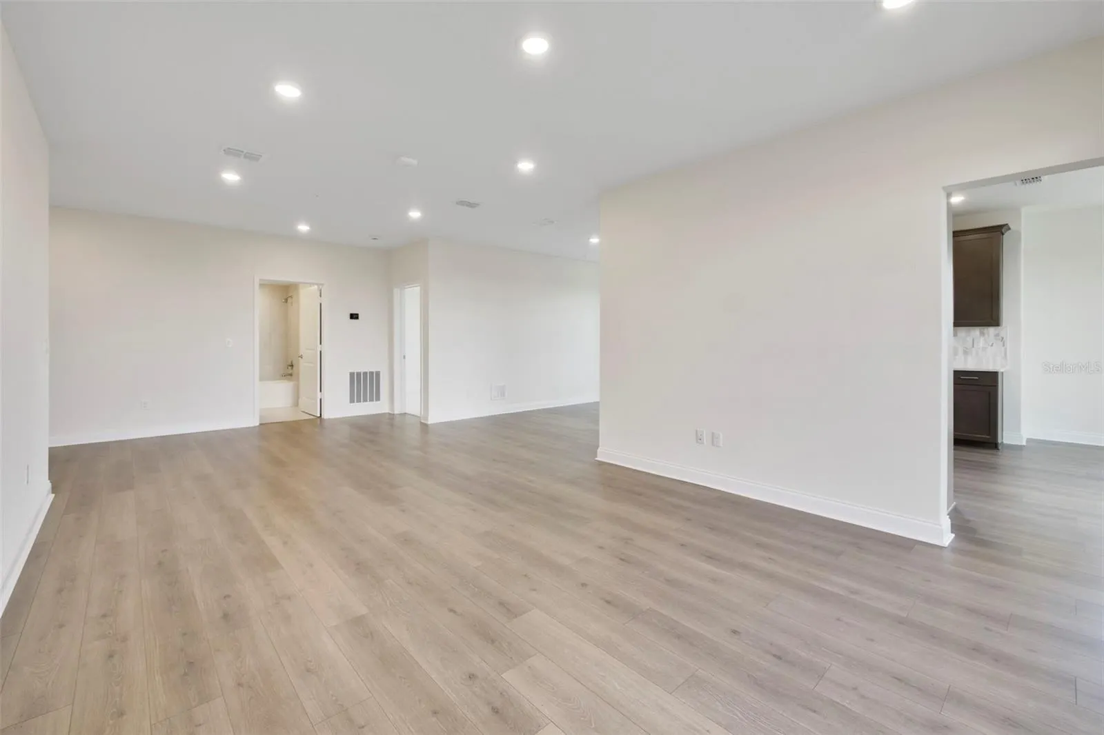 7545 LAUREATE BLVD #7303 #7303