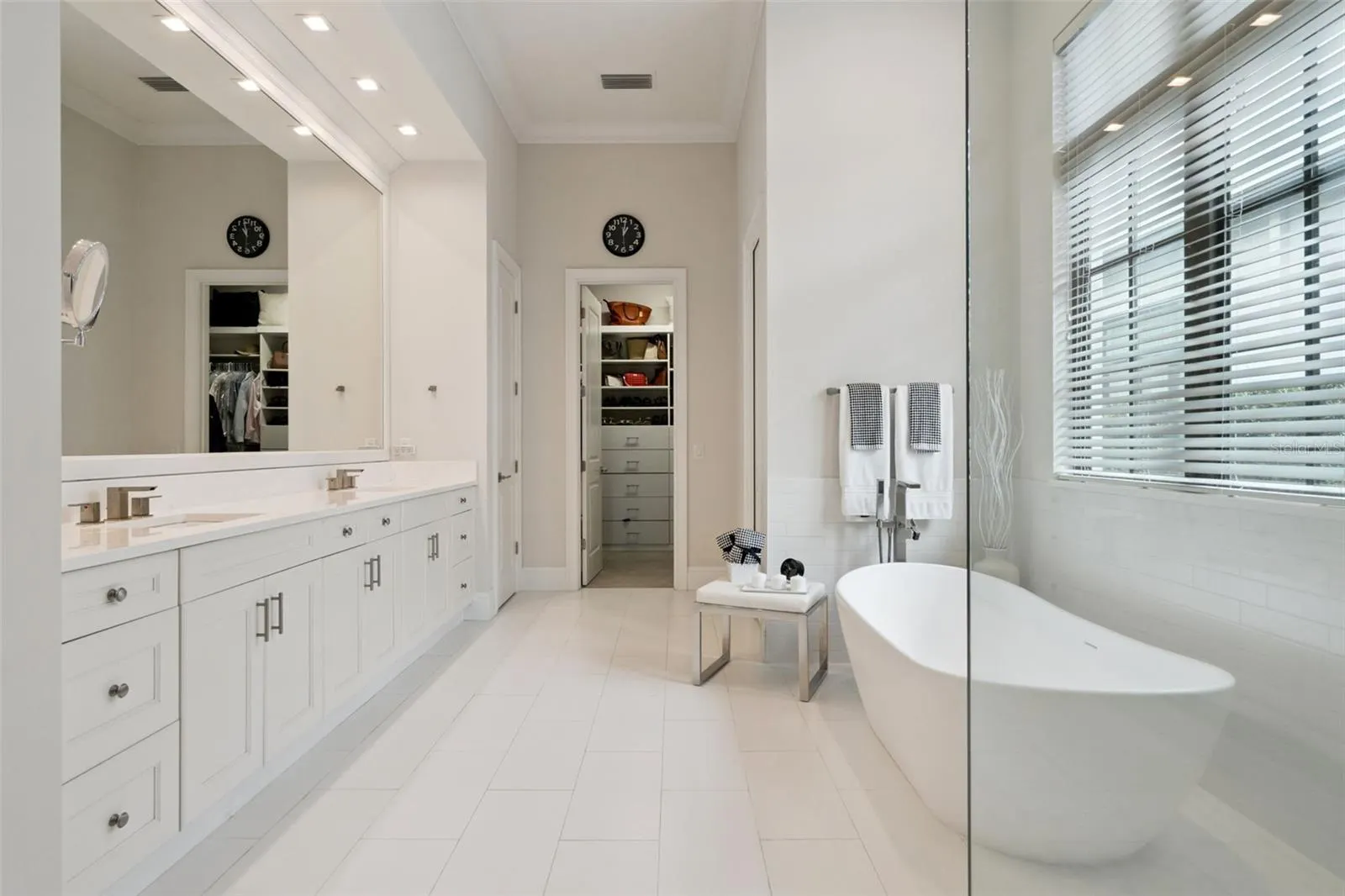 10228 KENSINGTON SHORE DR