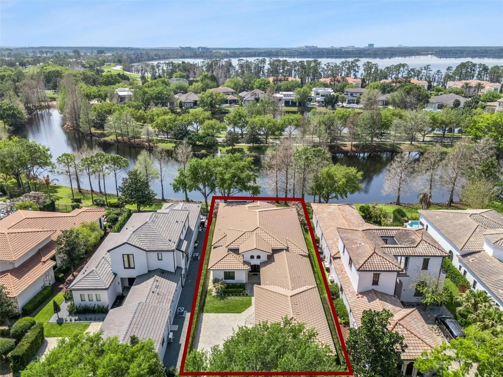 10228 KENSINGTON SHORE DR