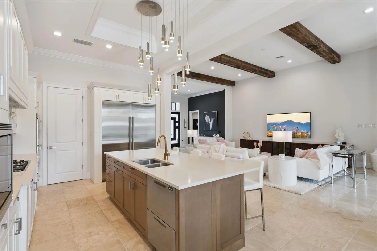 10228 KENSINGTON SHORE DR