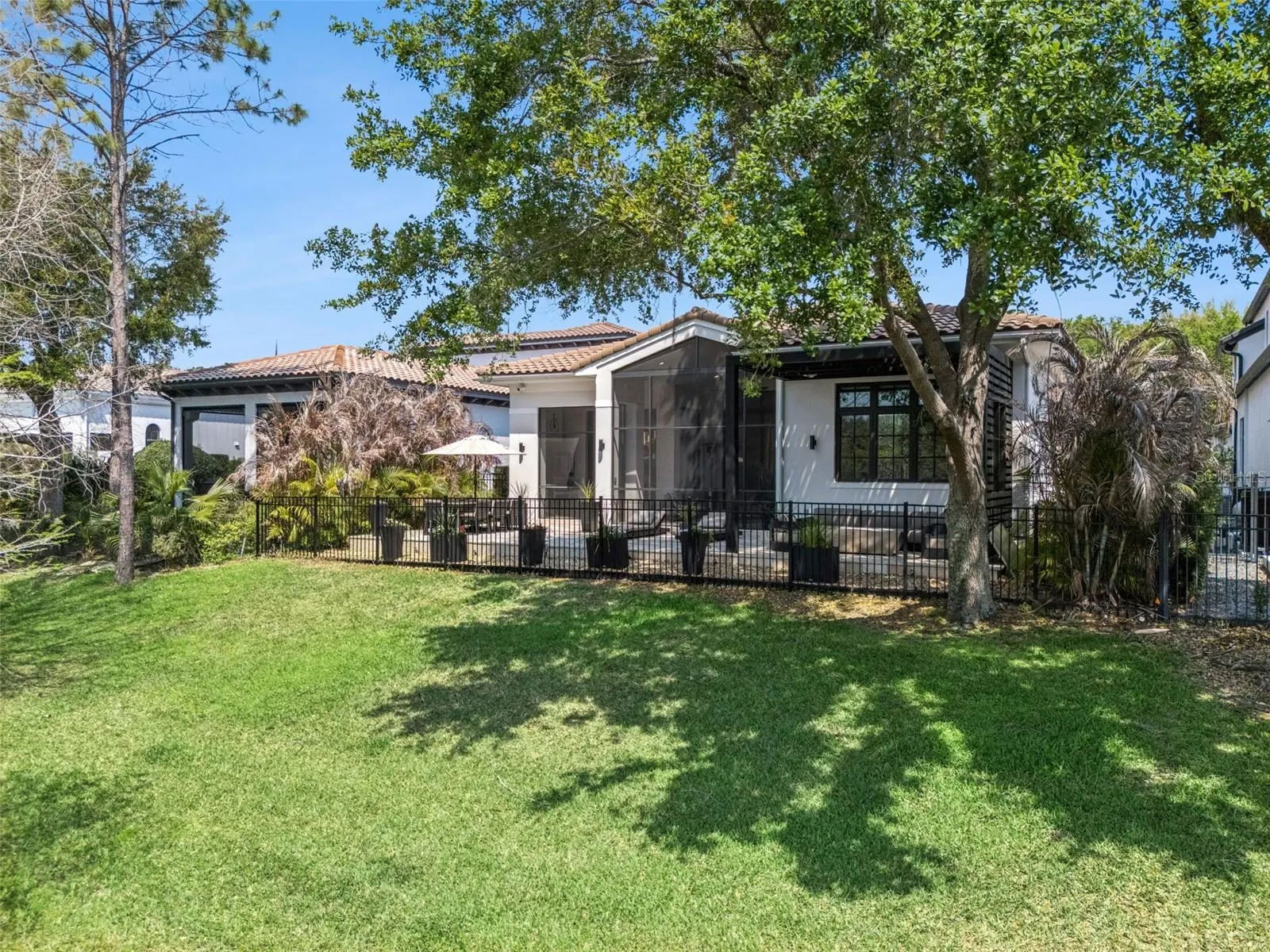 10228 KENSINGTON SHORE DR