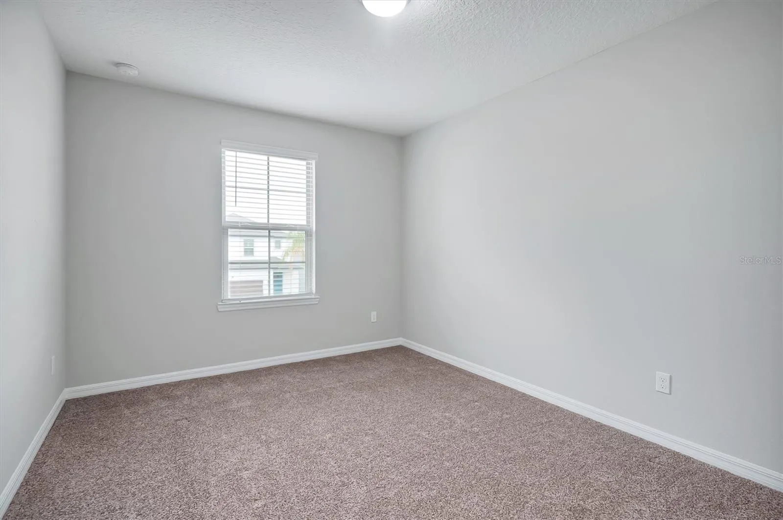 9872 AUREA MOSS LN