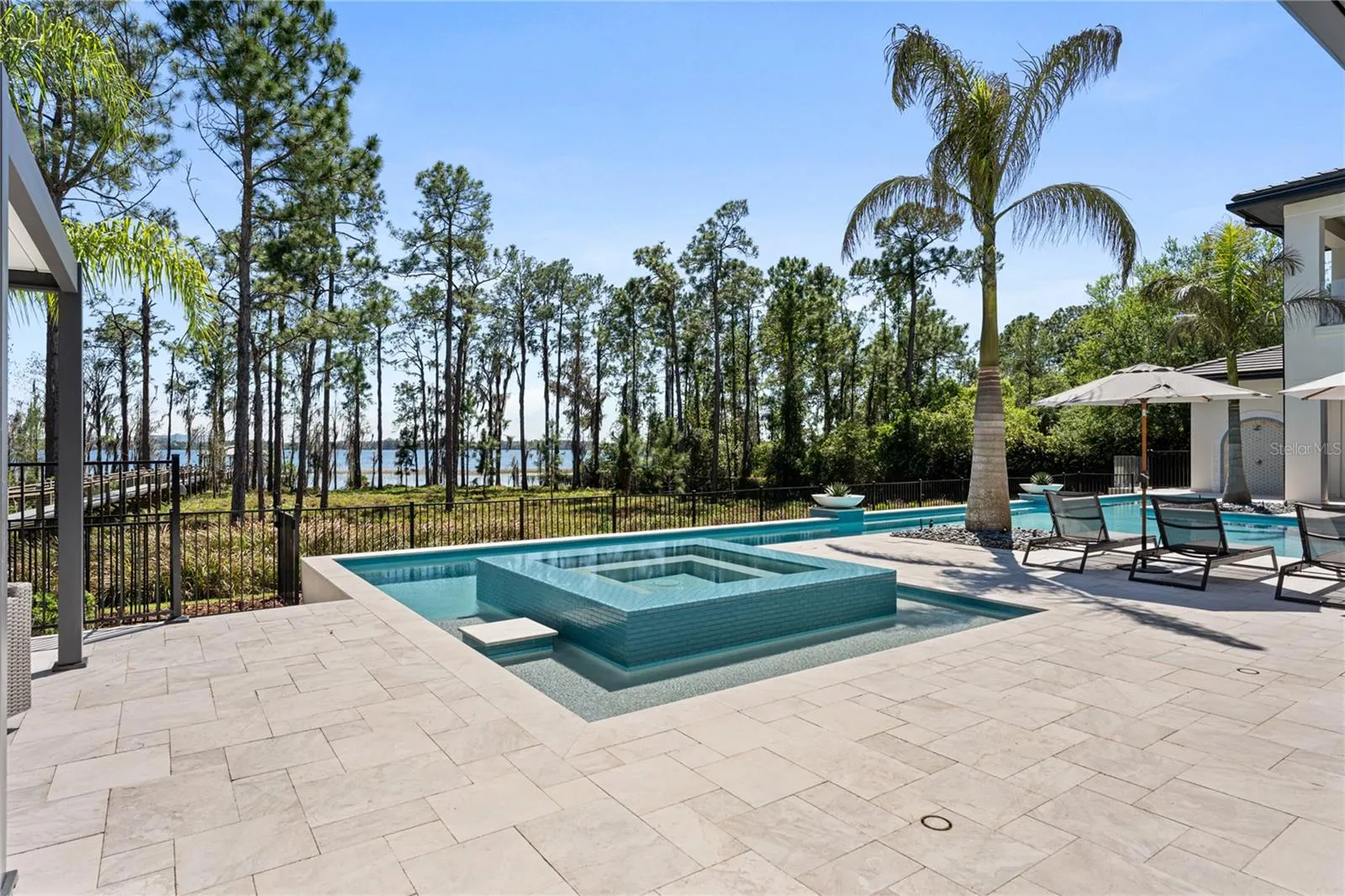8506 LAKE NONA SHORE DR