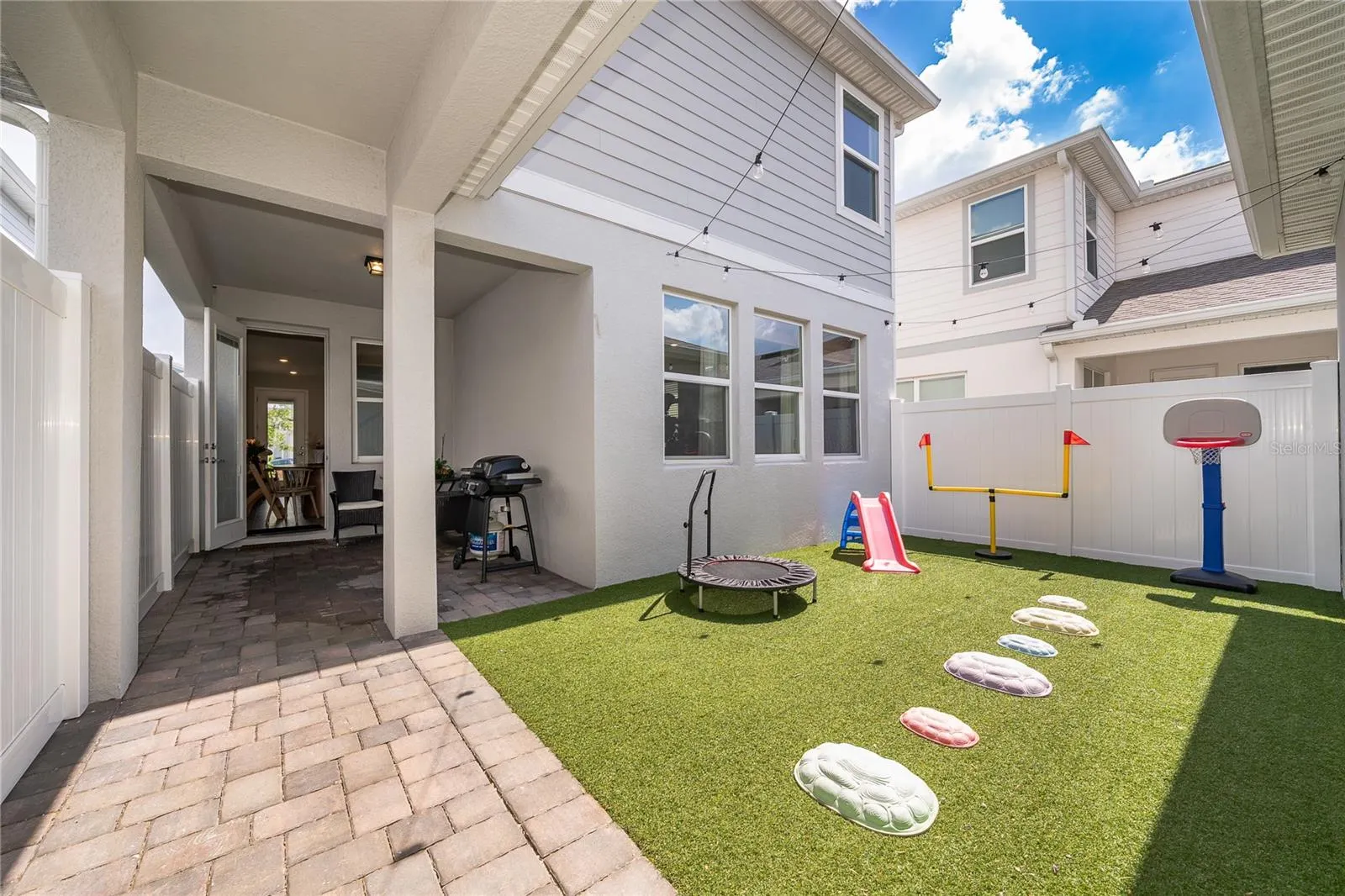 14226 LANIKAI BEACH DR