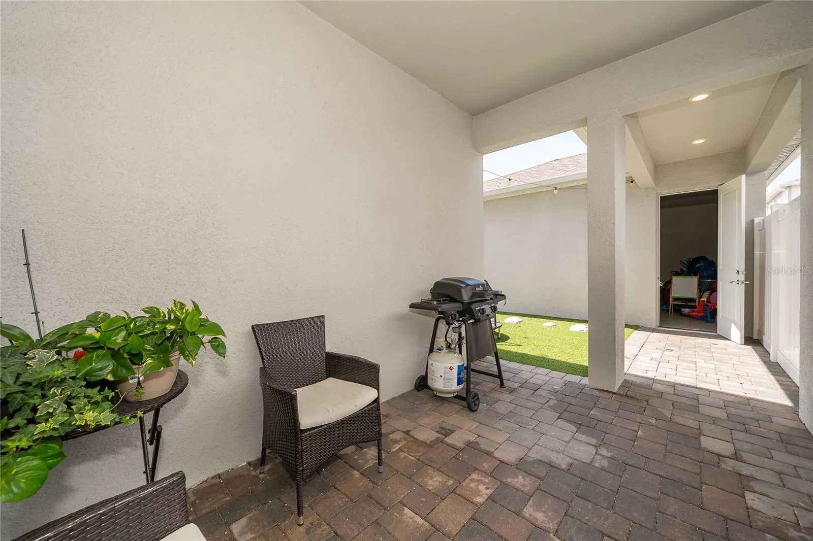 14226 LANIKAI BEACH DR