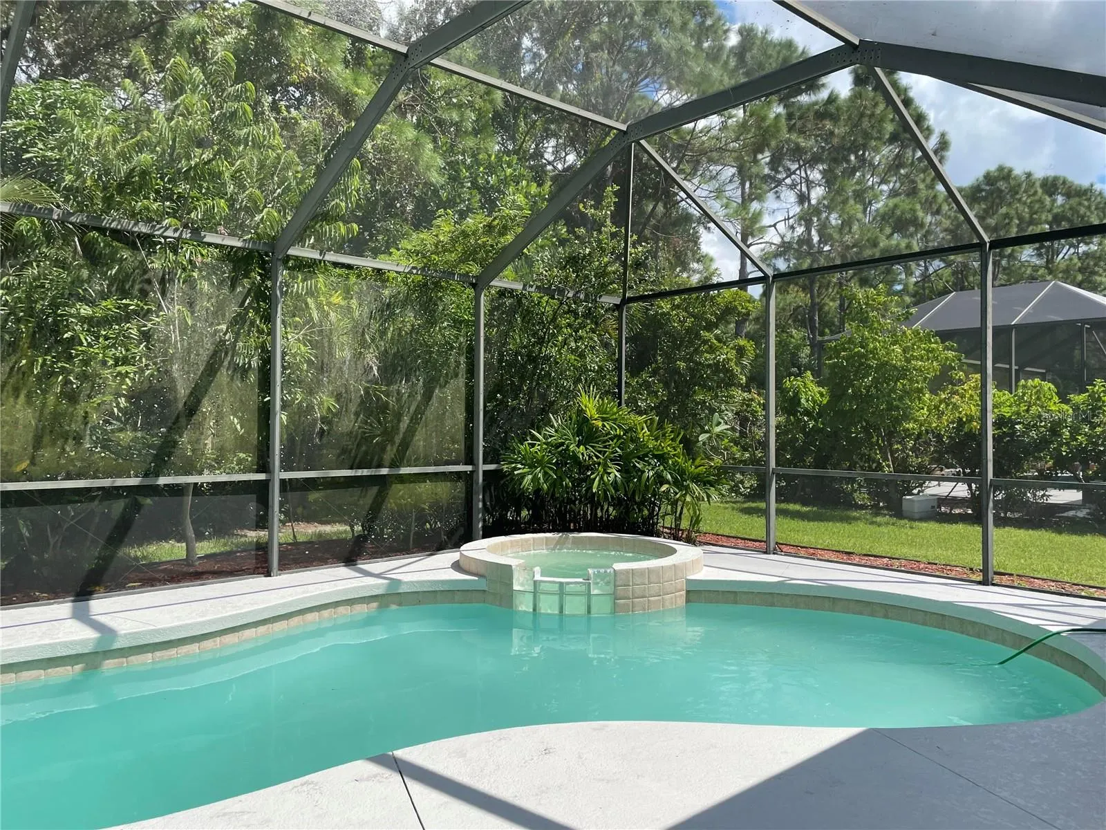 759 FORDINGBRIDGE WAY