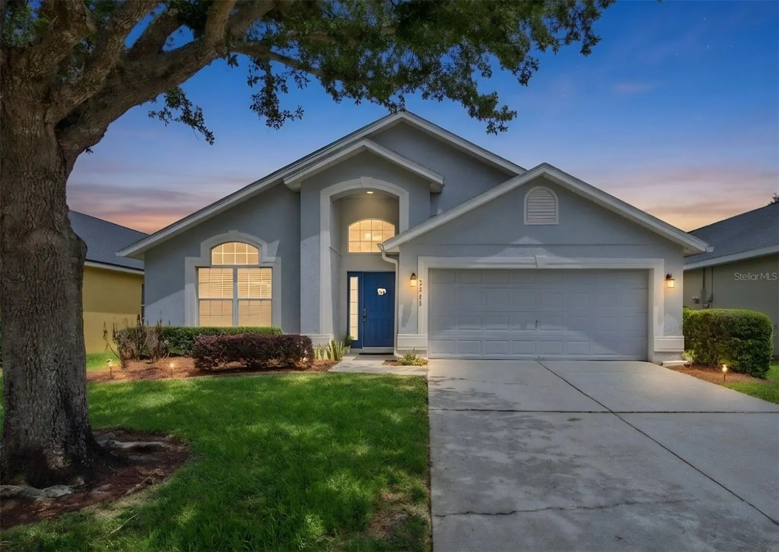 5345 LOS PALMA VISTA DR
