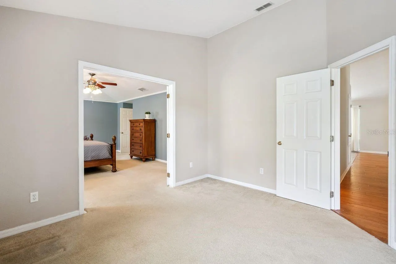 5345 LOS PALMA VISTA DR