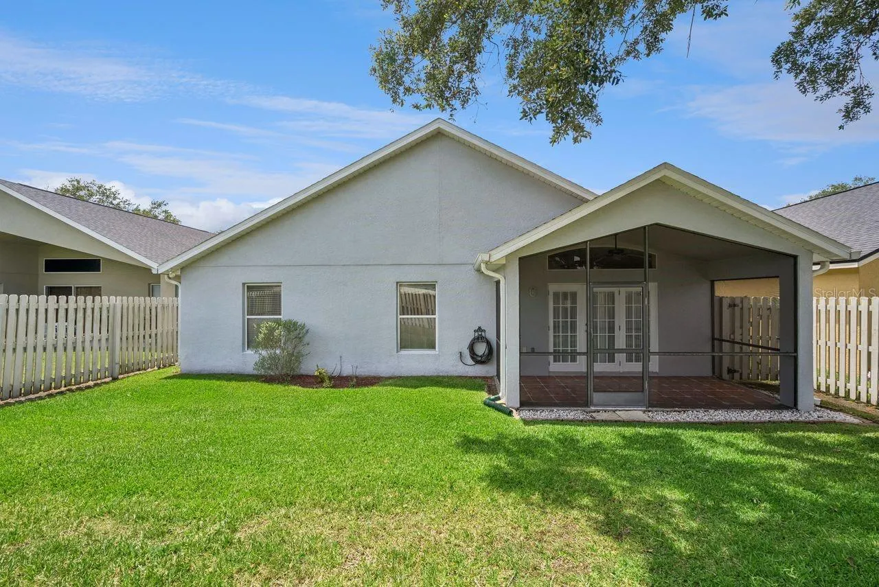 5345 LOS PALMA VISTA DR