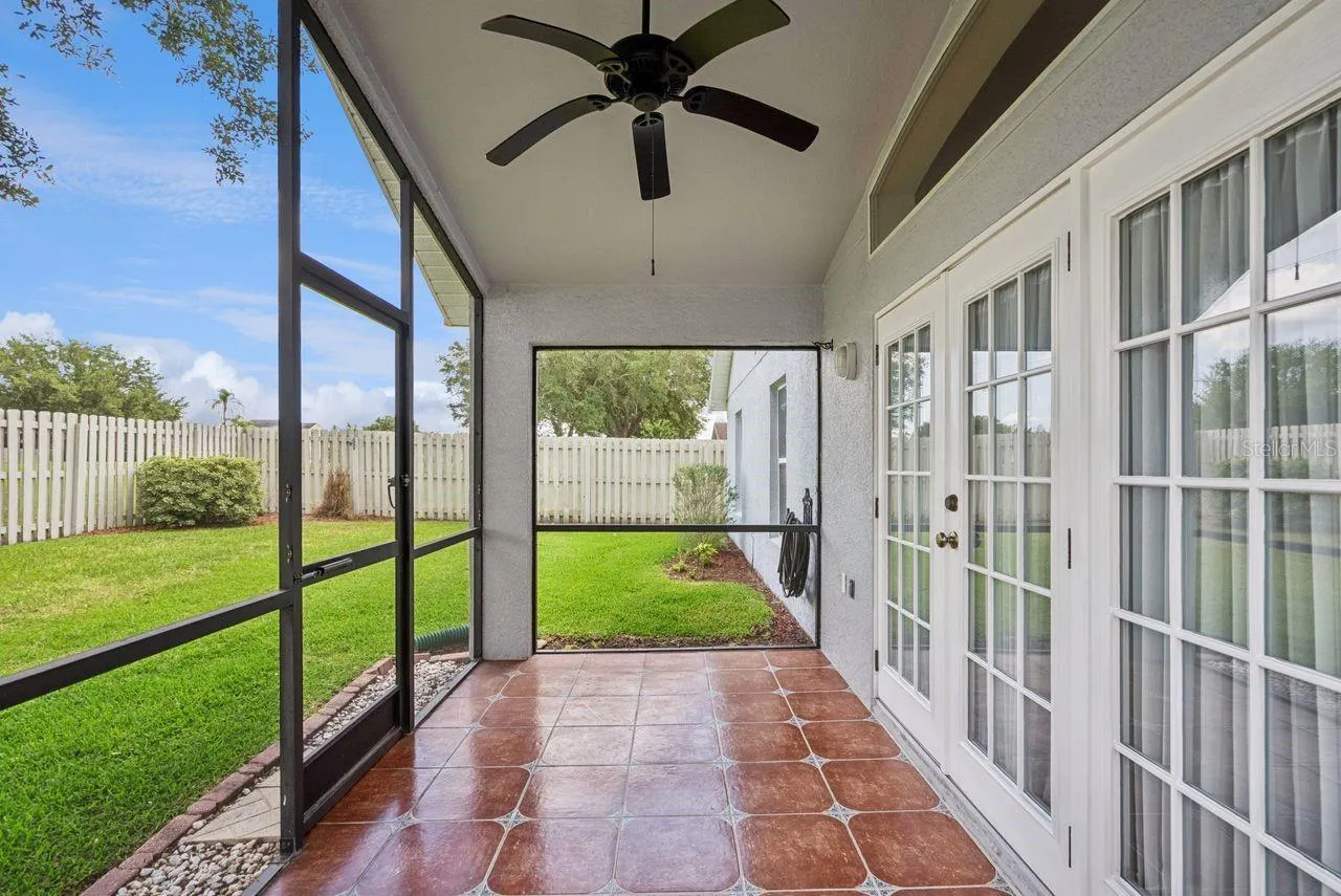 5345 LOS PALMA VISTA DR