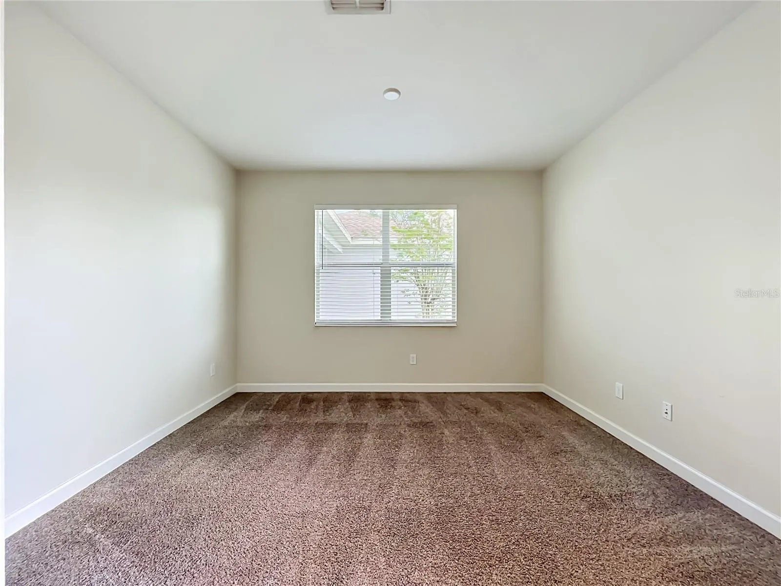 11143 SYCAMORE WOODS DR