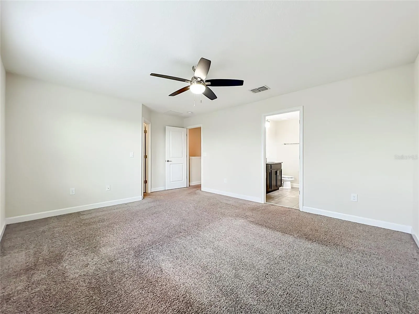 11143 SYCAMORE WOODS DR