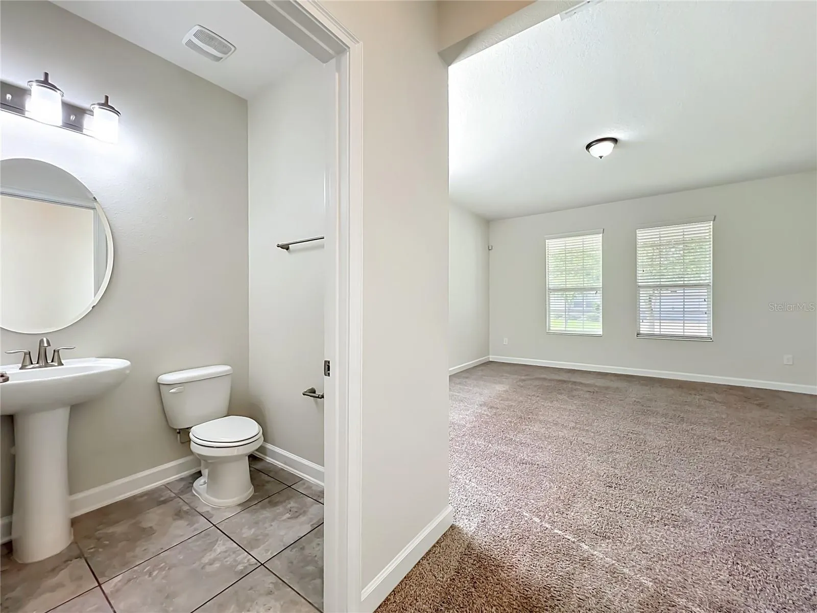 11143 SYCAMORE WOODS DR
