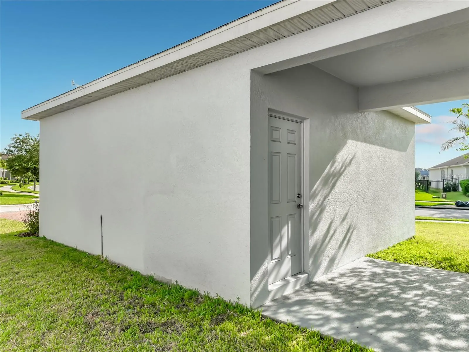 11143 SYCAMORE WOODS DR
