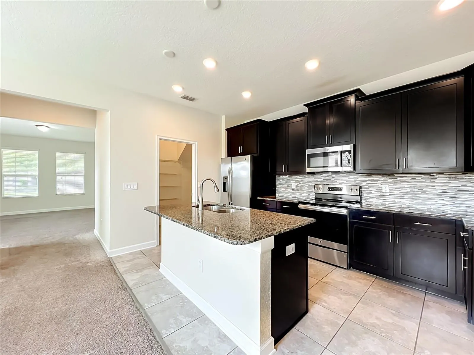 11143 SYCAMORE WOODS DR