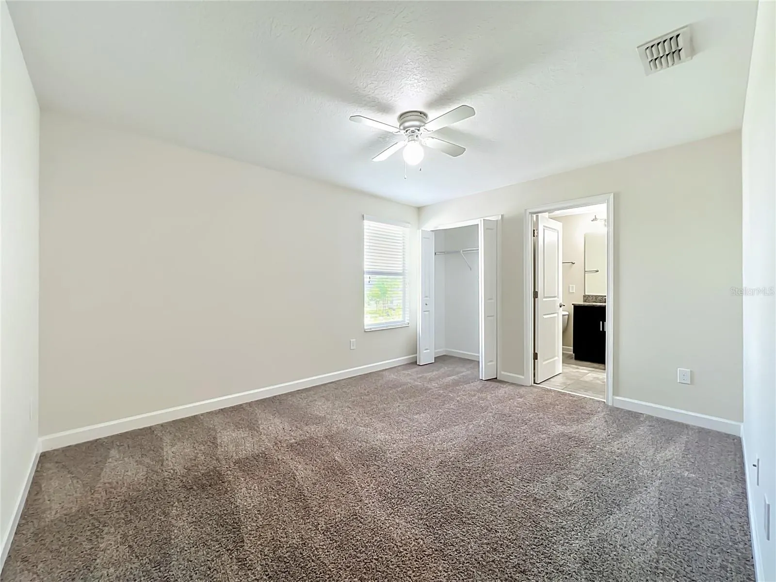 11143 SYCAMORE WOODS DR