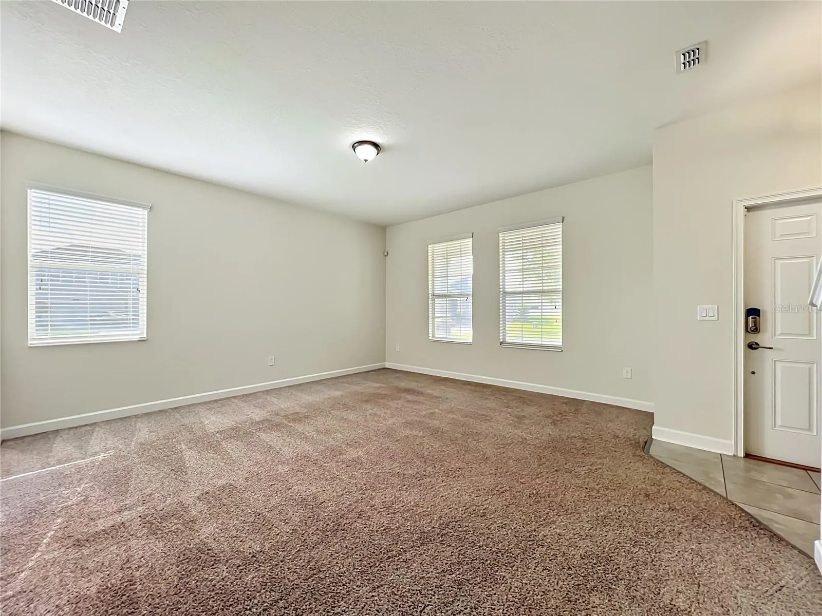 11143 SYCAMORE WOODS DR