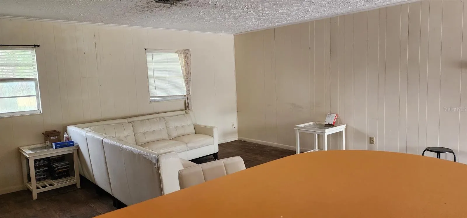 1821 LOS PINOS RD