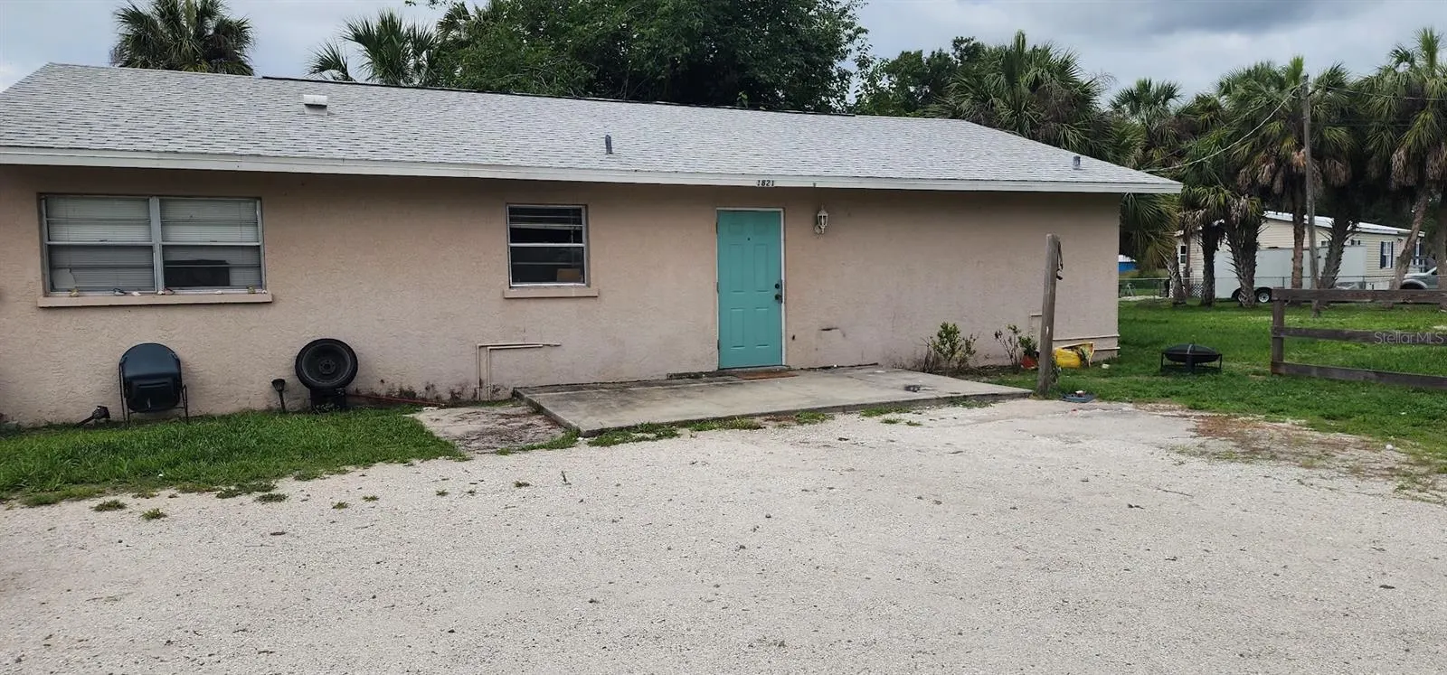 1821 LOS PINOS RD