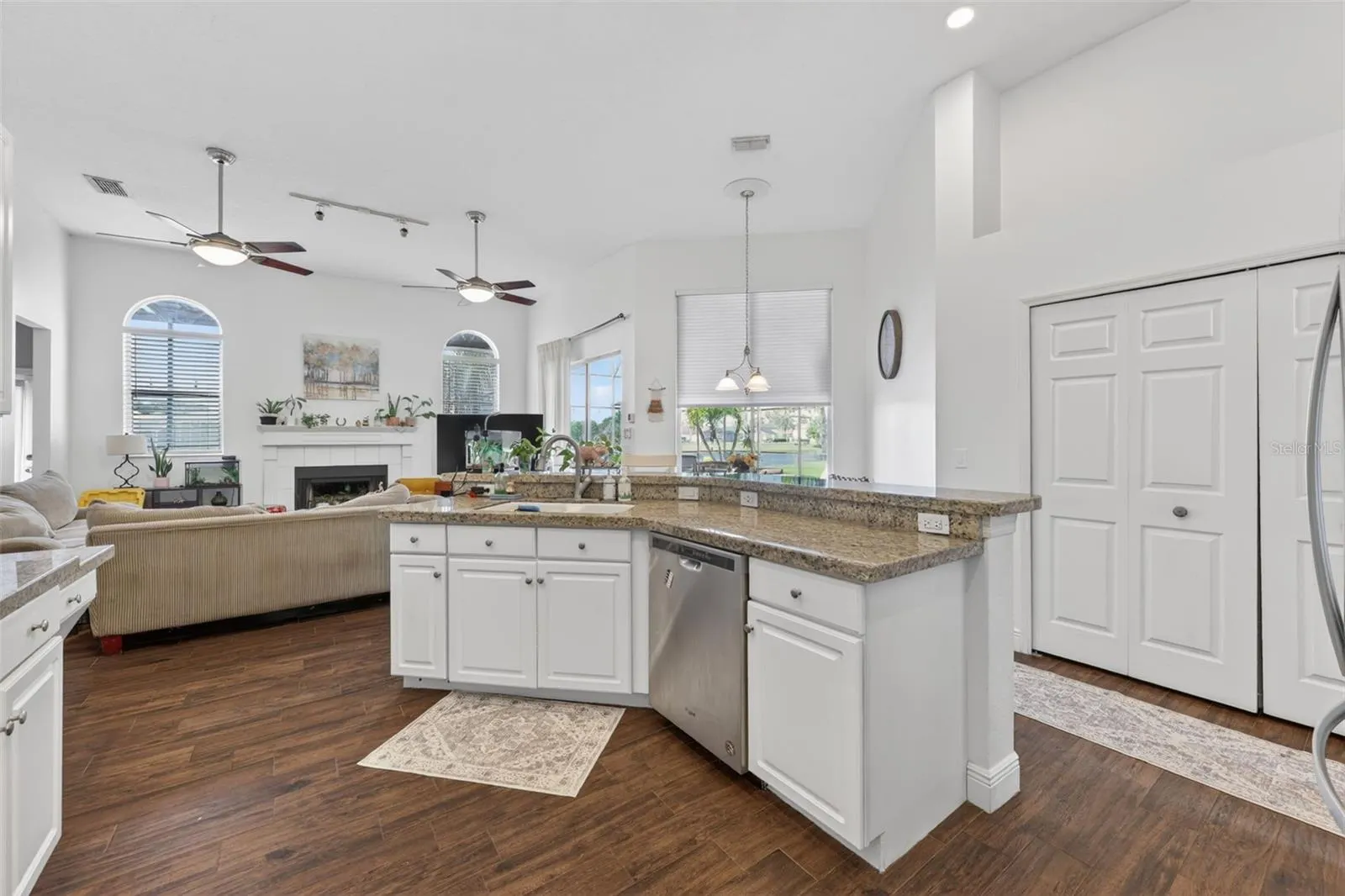 4552 LAKE CALABAY DR