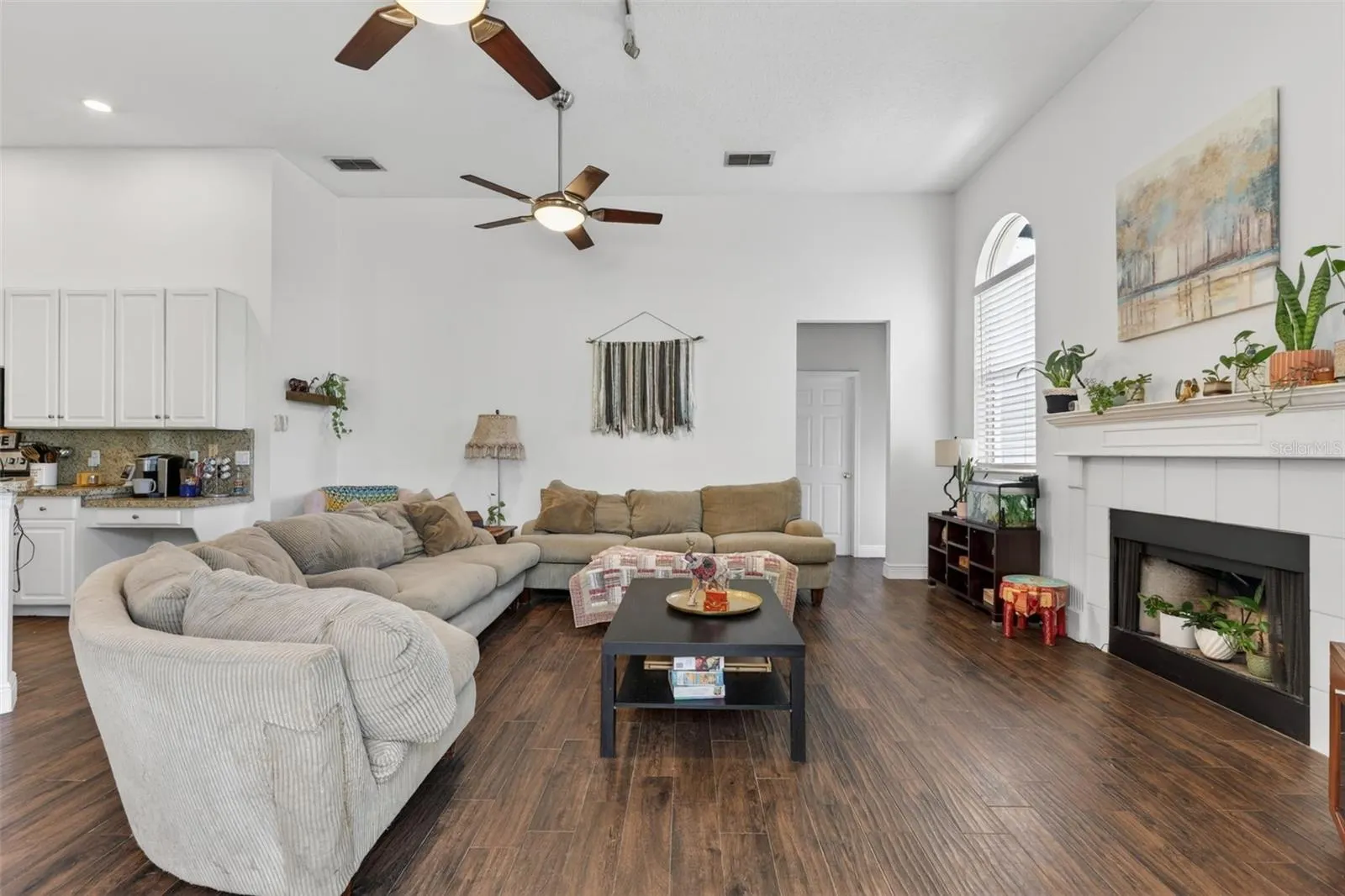 4552 LAKE CALABAY DR