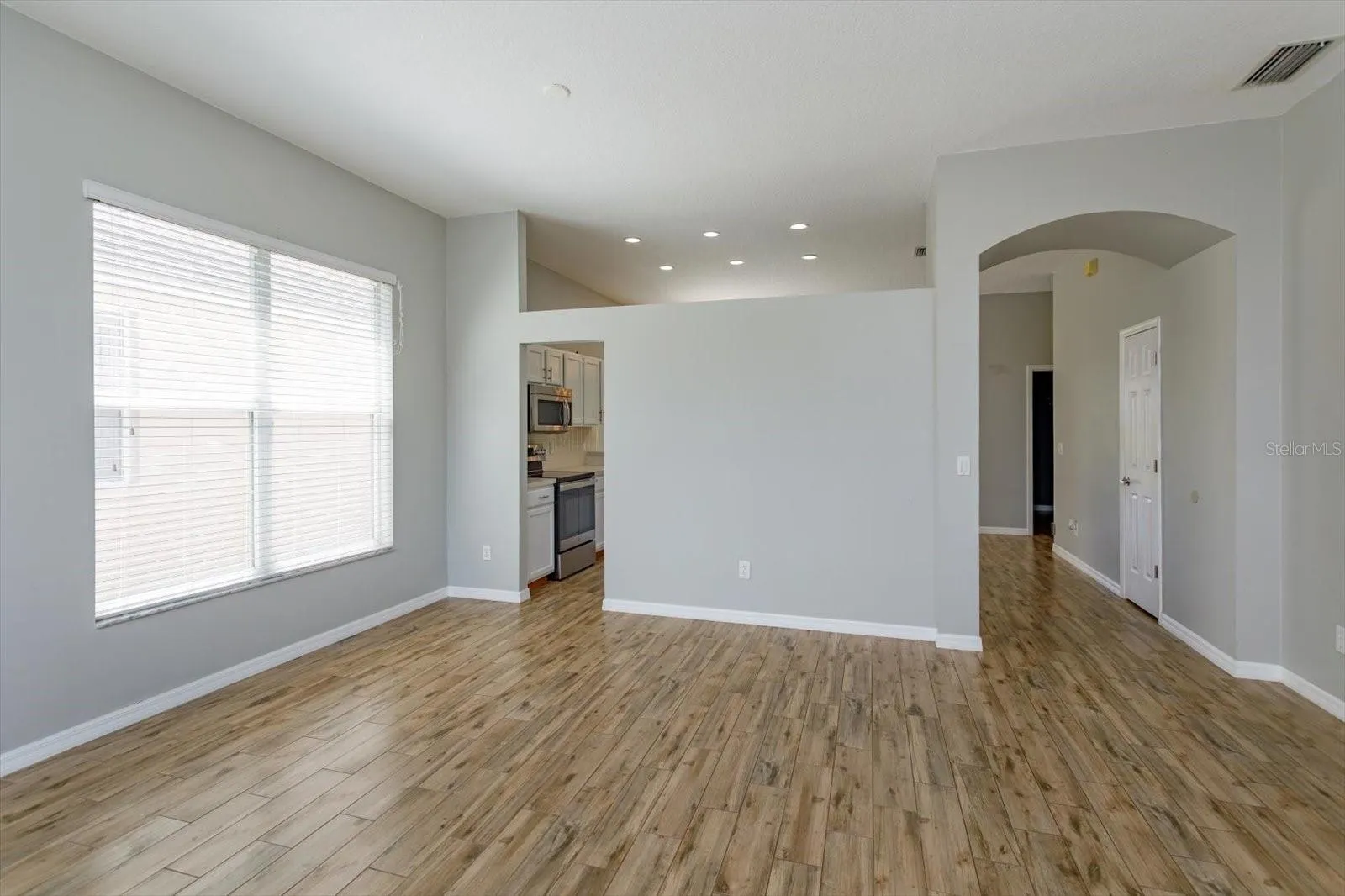 13236 LUXBURY LOOP