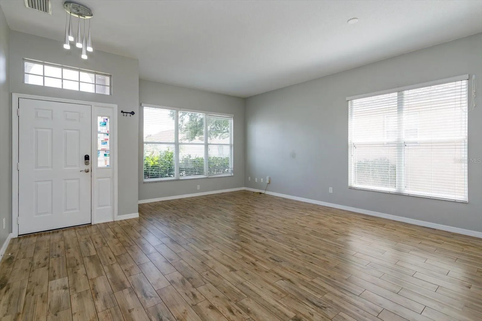 13236 LUXBURY LOOP