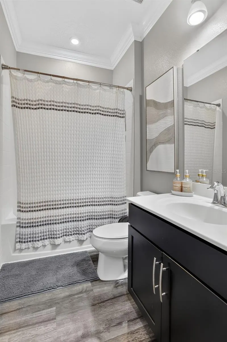 5352 COSTA DEL SOL DR